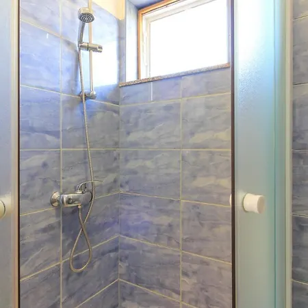 Flat Maya With Private Pool, Garden Near The Town Center Vila Pula